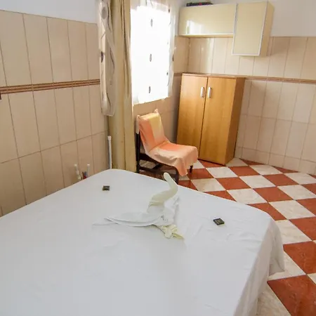 De închiriat Doriana 3*