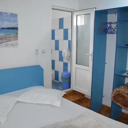 Guest house De Inchiriat Doriana 3*