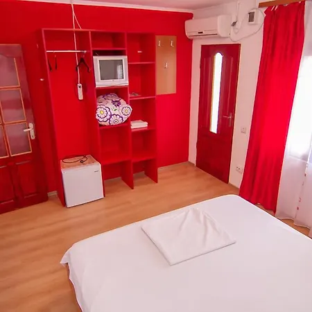 Casa de hóspedes De Inchiriat Doriana